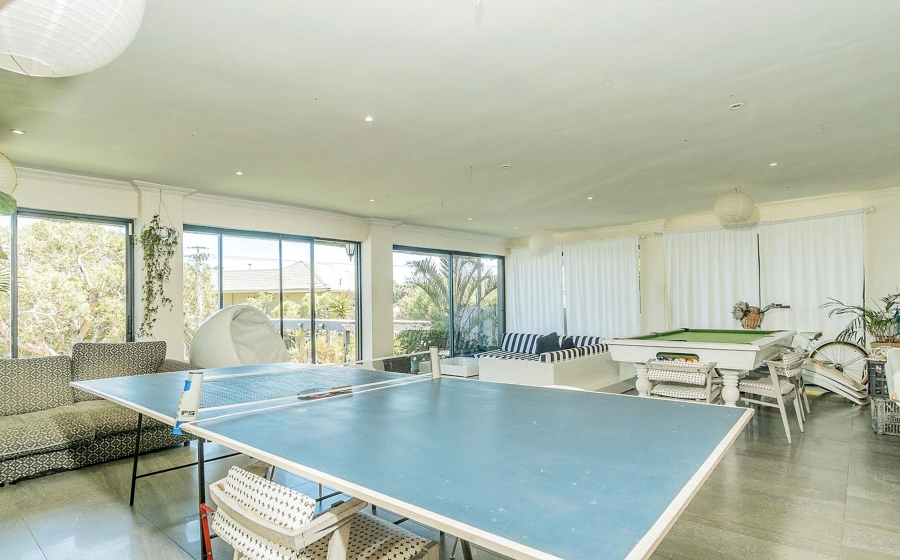 12 Bedroom Property for Sale in Bakoven Western Cape